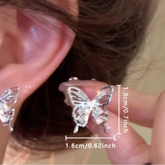 Silver Butterfly Ear Cuff - Picture 3 of 3